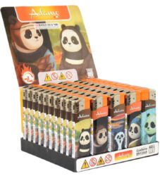 Zapalovač Adamo Piezo Panda Painting - Plynový zapalovač Adamo Piezo Panda Painting. U zapalovače nelze měnit výšku plamene, zapalovač není plnící. Prodej pouze po celém balení (displej) 50 ks. Výška zapalovače 8 cm.